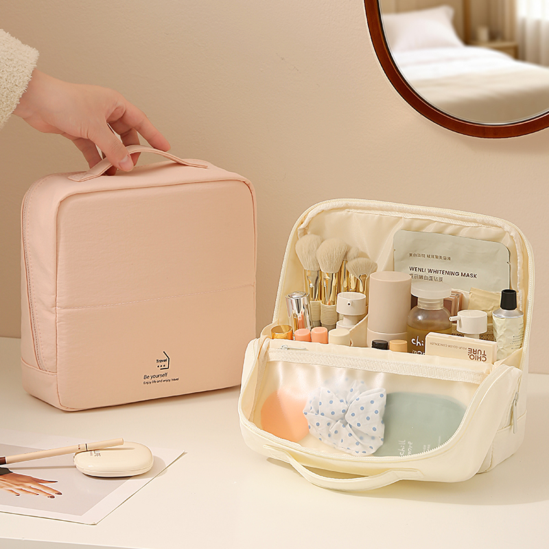 The Structured Taslan Makeup B - Top Handle Structured 리뷰 및 가격