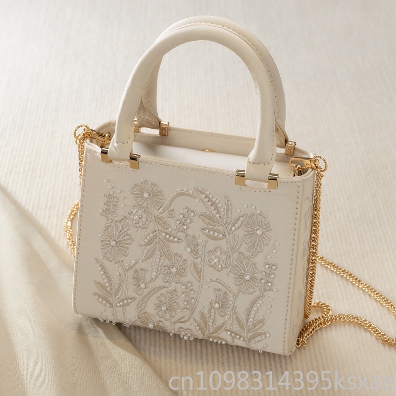 Embroidered Pearl Handbag Vint - Top Handle Structured 리뷰 및 가격