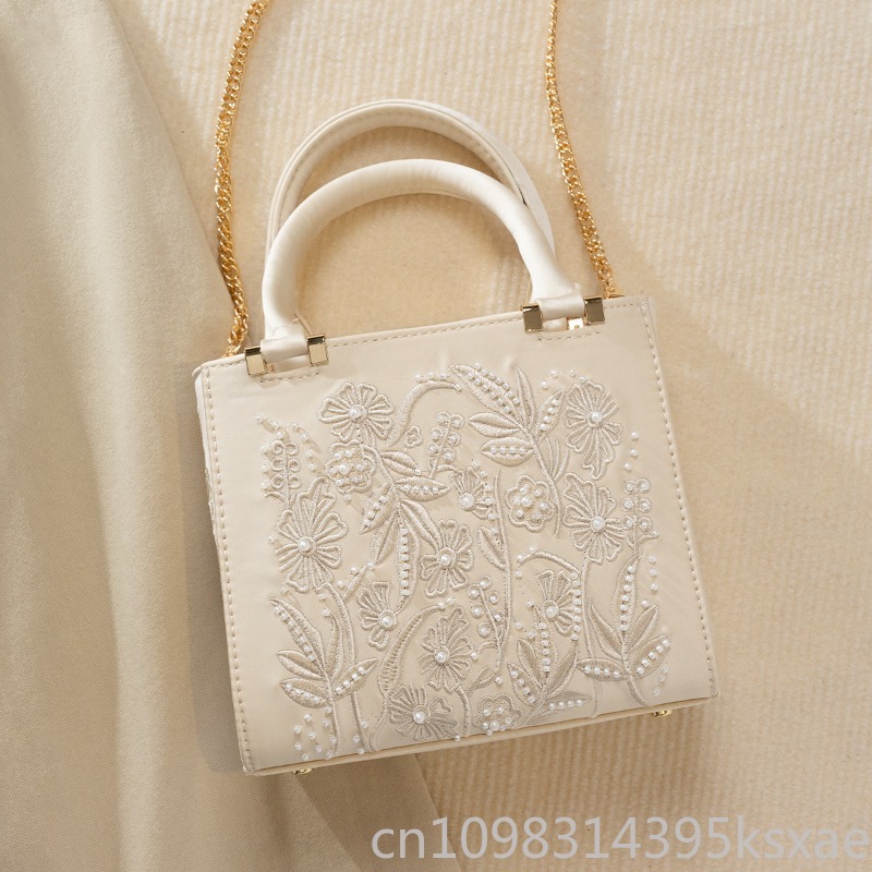 Embroidered Pearl Handbag Vint - Top Handle Structured 리뷰 및 가격
