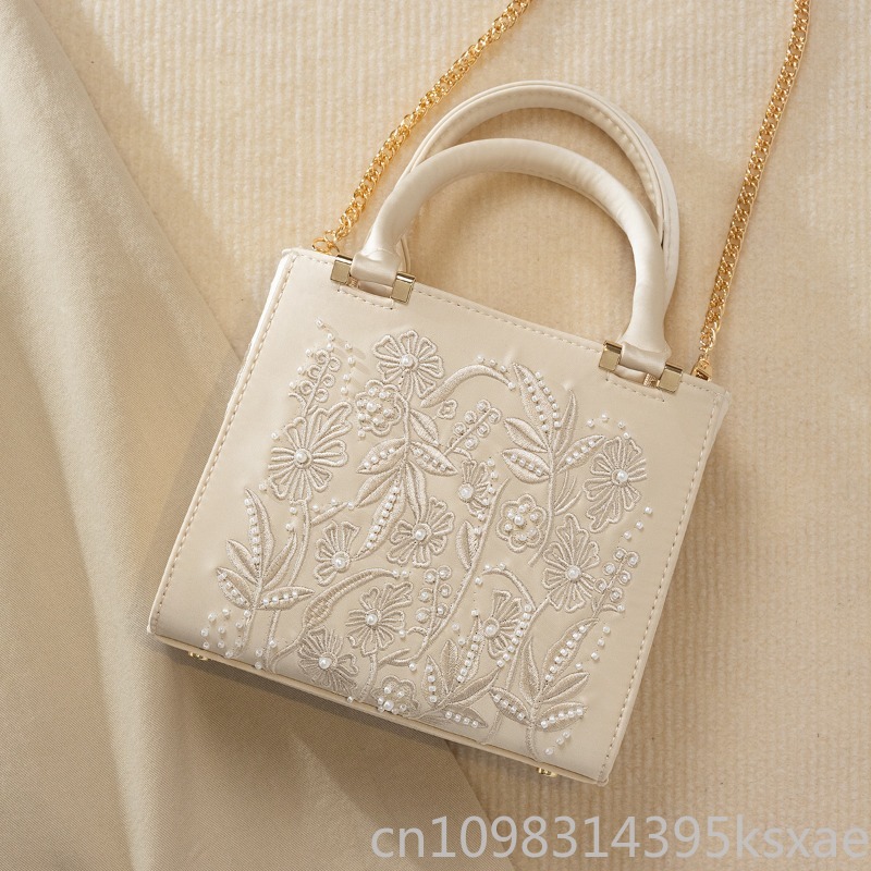 Embroidered Pearl Handbag Vint - Top Handle Structured 리뷰 및 가격