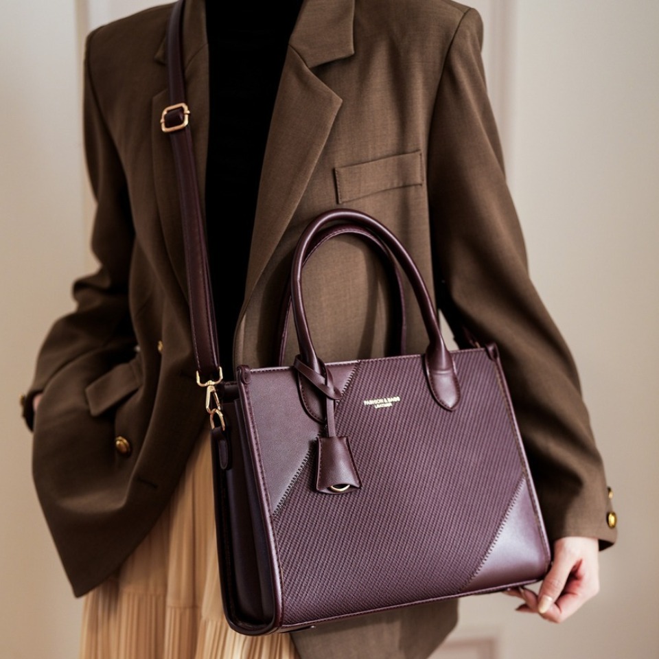 Counter-Quality Sturdy Wear-Re - Top Handle Structured 리뷰 및 가격